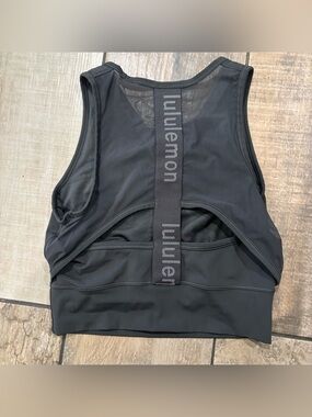 Lululemon Mesh-Back Training Cropped Tank Top Sz 4 Graphite Grey GRAPHIC